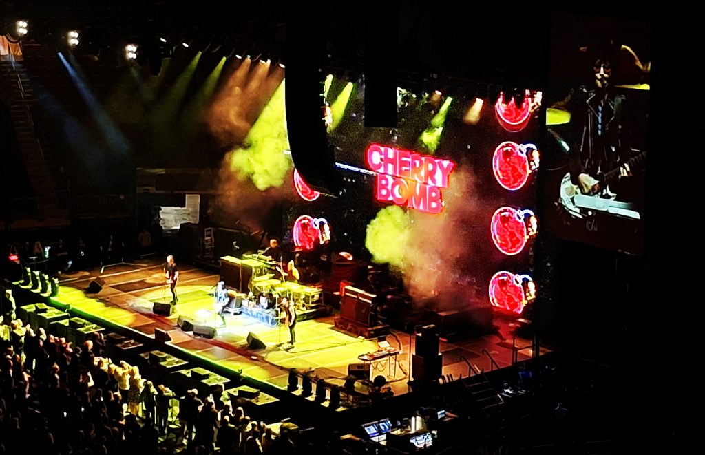 joan jett cherry bomb